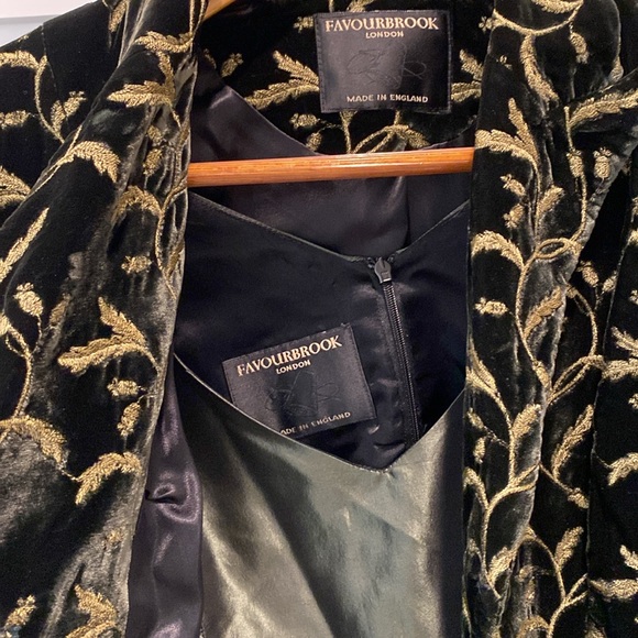 Favourbrook formal attire - Picture 2 of 9